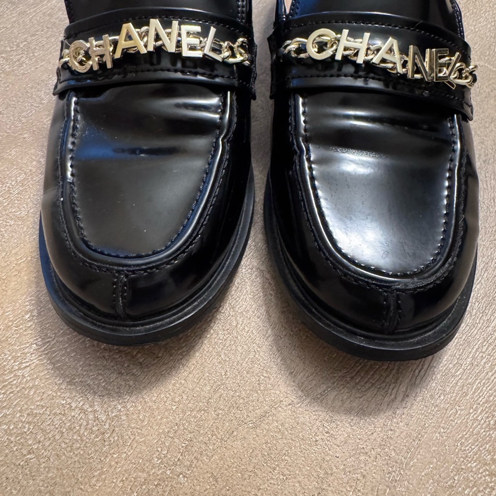 Chanel charm loafers 39 - Picture 2 of 6